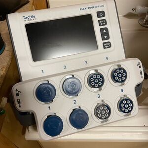 Flexitouch Plus in White and Blue